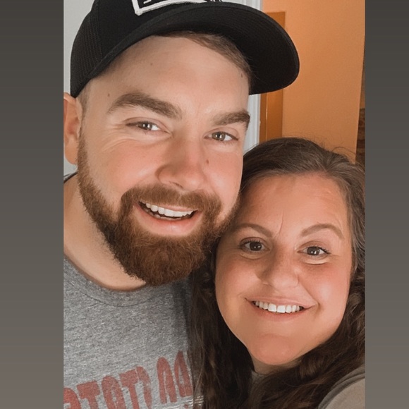 Meet your Posher, Stephanie - Picture 1 of 1